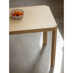 KANN DESIGN Dining Table Pastille Solid oak